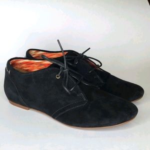 NWOT - Clarks Artisan Black Suede Low Booties